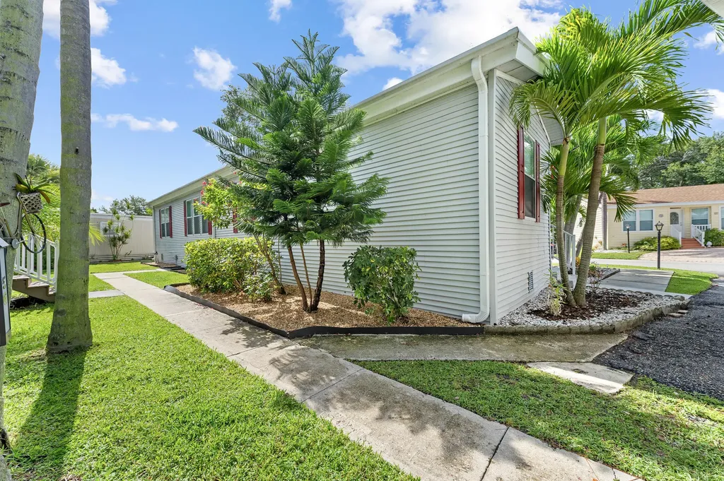 2555 Pga Boulevard Palm Beach Gardens FL 33410