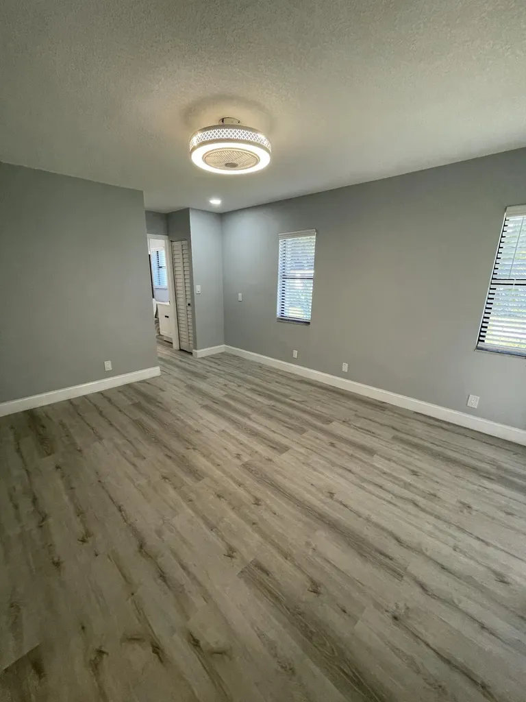 378 NW 2nd Way Deerfield Beach FL 33441