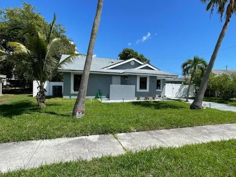 378 NW 2nd Way Deerfield Beach FL 33441