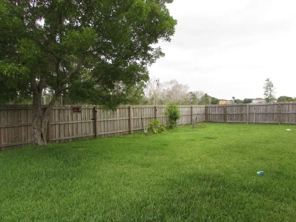 5800 NW Allyse Drive Port St Lucie FL 34986