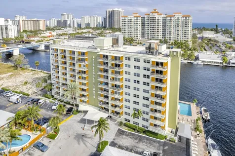 2900 NE 30th Street Fort Lauderdale FL 33306
