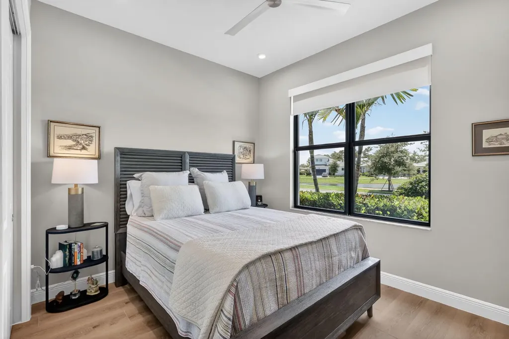 2341 SE Canopy Cove Lane Port St Lucie FL 34984