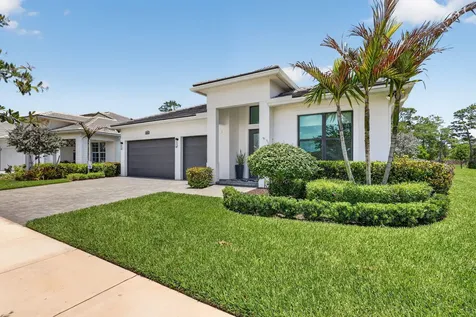 2341 SE Canopy Cove Lane Port St Lucie FL 34984