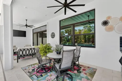 2341 SE Canopy Cove Lane Port St Lucie FL 34984