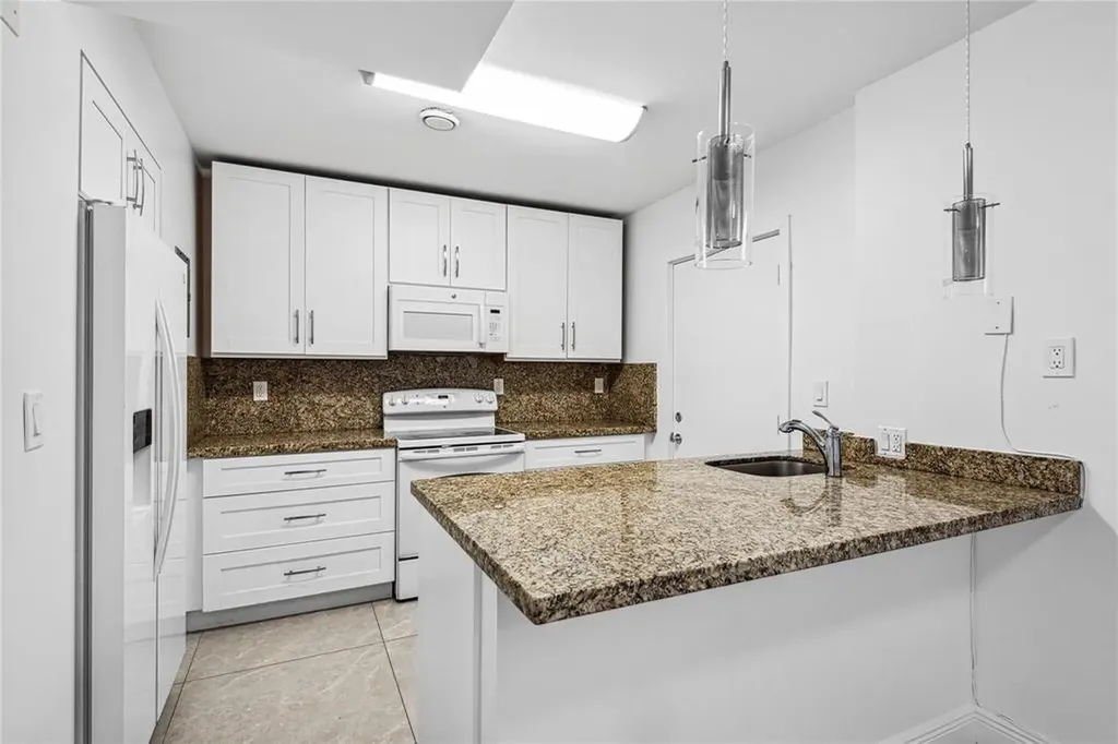9150 NW 38th Drive Coral Springs FL 33065