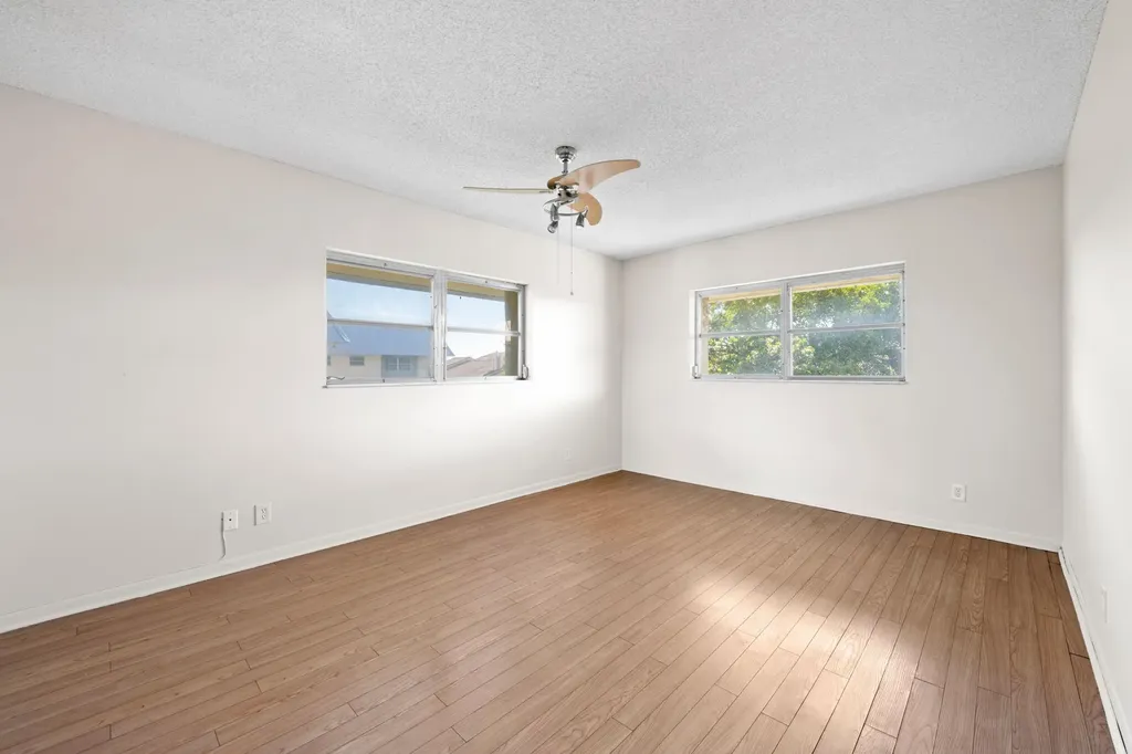 2980 Riverside Drive Coral Springs FL 33065