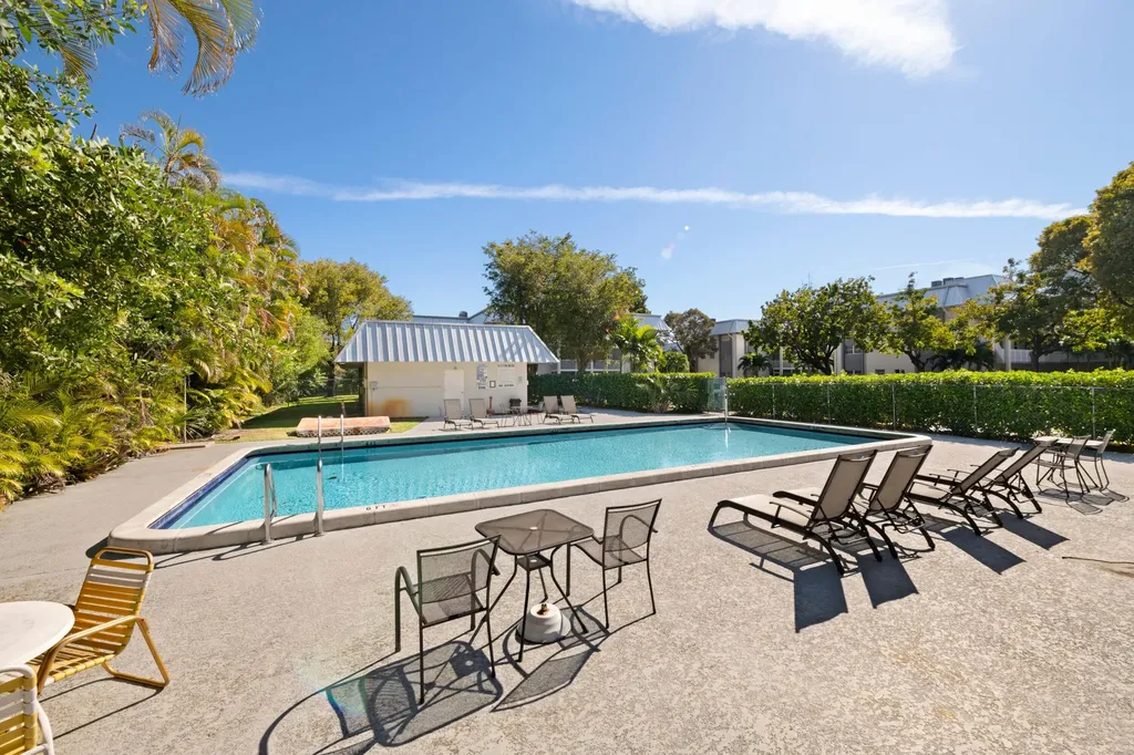 2980 Riverside Drive Coral Springs FL 33065