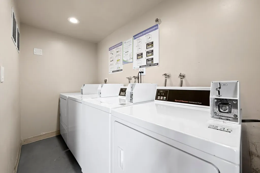 2980 Riverside Drive Coral Springs FL 33065