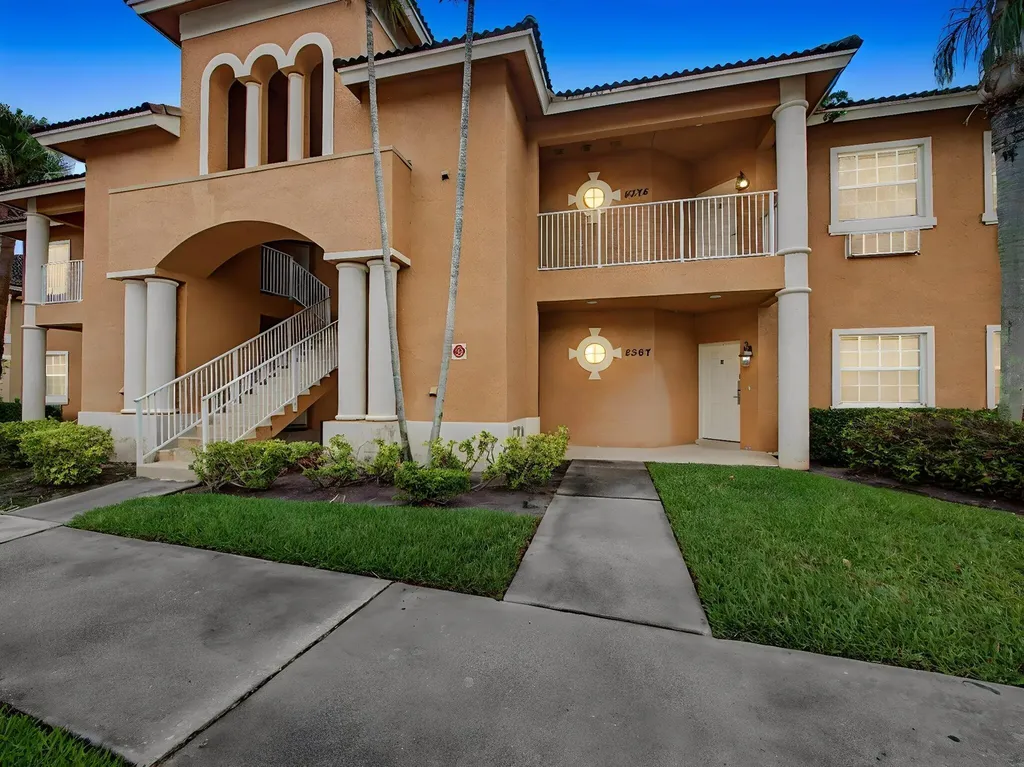 8375 Mulligan Circle Port St Lucie FL 34986