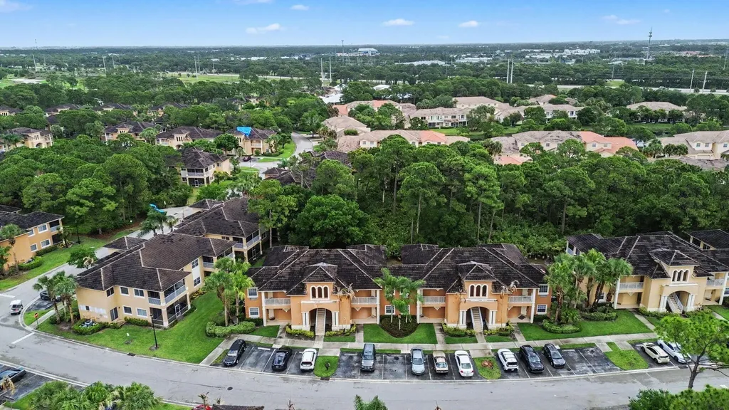 8375 Mulligan Circle Port St Lucie FL 34986