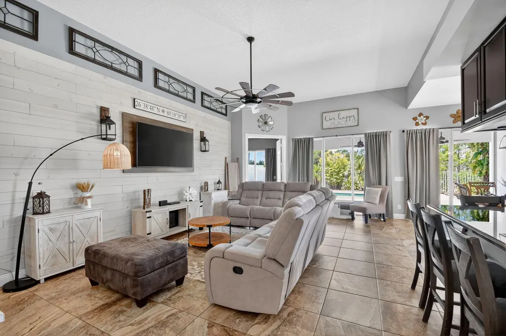 8142 Jolly Harbour Court Wellington FL 33414