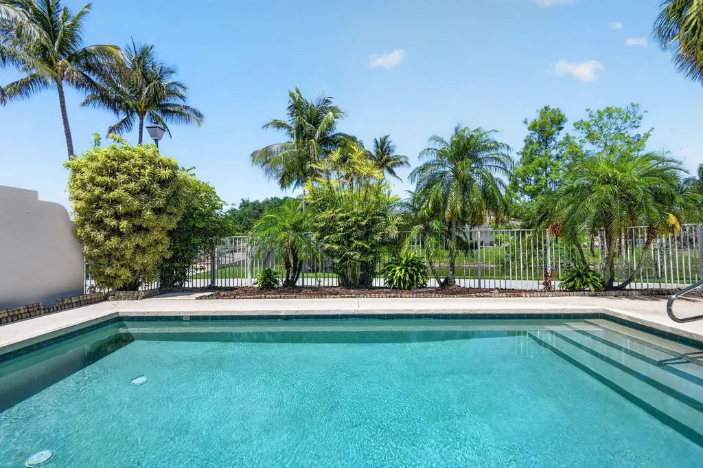 8142 Jolly Harbour Court Wellington FL 33414