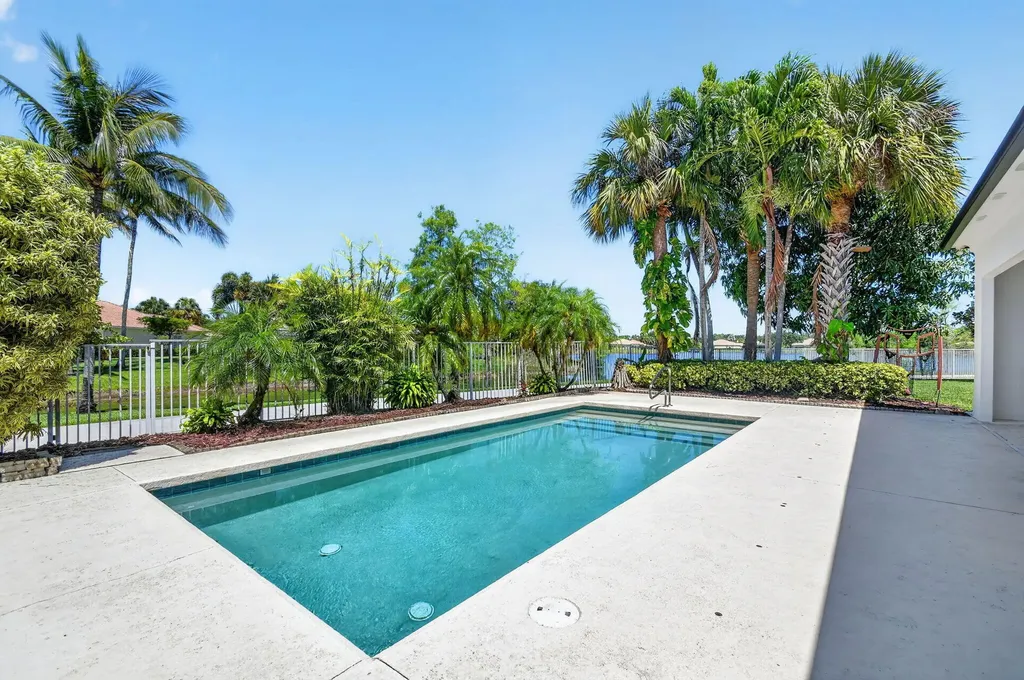 8142 Jolly Harbour Court Wellington FL 33414