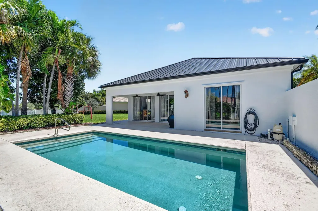 8142 Jolly Harbour Court Wellington FL 33414