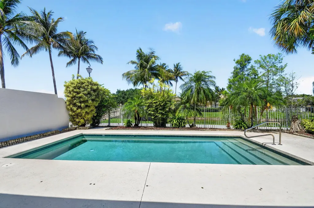 8142 Jolly Harbour Court Wellington FL 33414