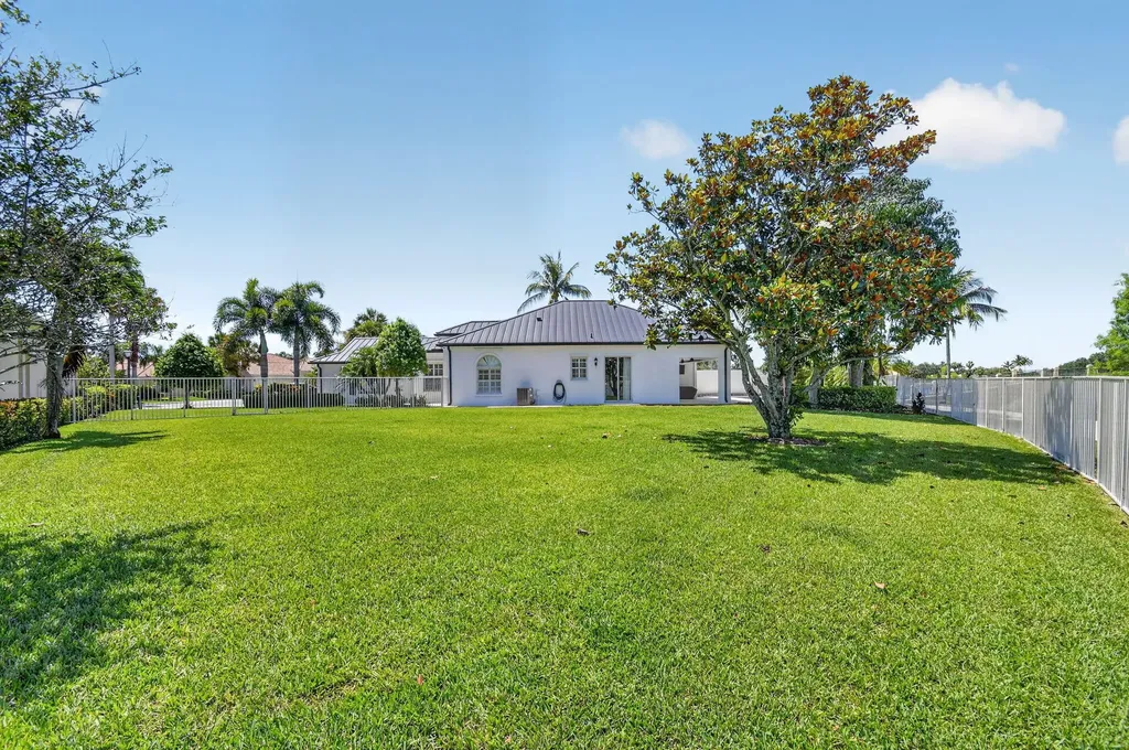 8142 Jolly Harbour Court Wellington FL 33414