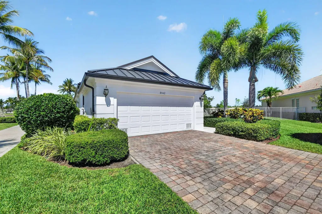 8142 Jolly Harbour Court Wellington FL 33414