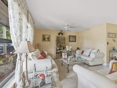 6345 Tall Cypress Circle Greenacres FL 33463