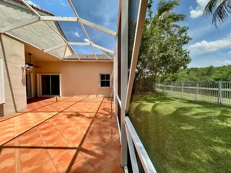 386 Carrington Drive Weston FL 33326