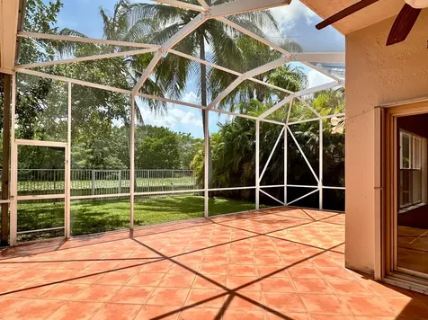 386 Carrington Drive Weston FL 33326