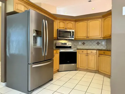 386 Carrington Drive Weston FL 33326