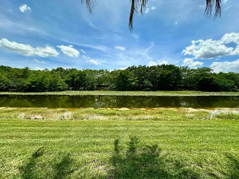 386 Carrington Drive Weston FL 33326
