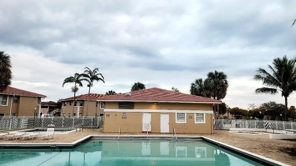 10234 Twin Lakes Drive Coral Springs FL 33071