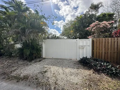 1424 SW 9th Street Fort Lauderdale FL 33312
