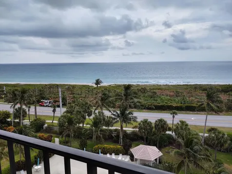 5047 N Highway A1a Hutchinson Island FL 34949