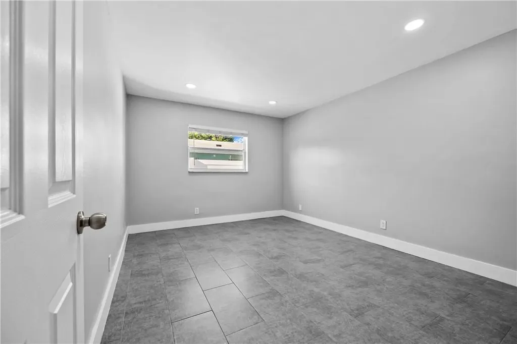 1470 N Dixie Highway Fort Lauderdale FL 33304