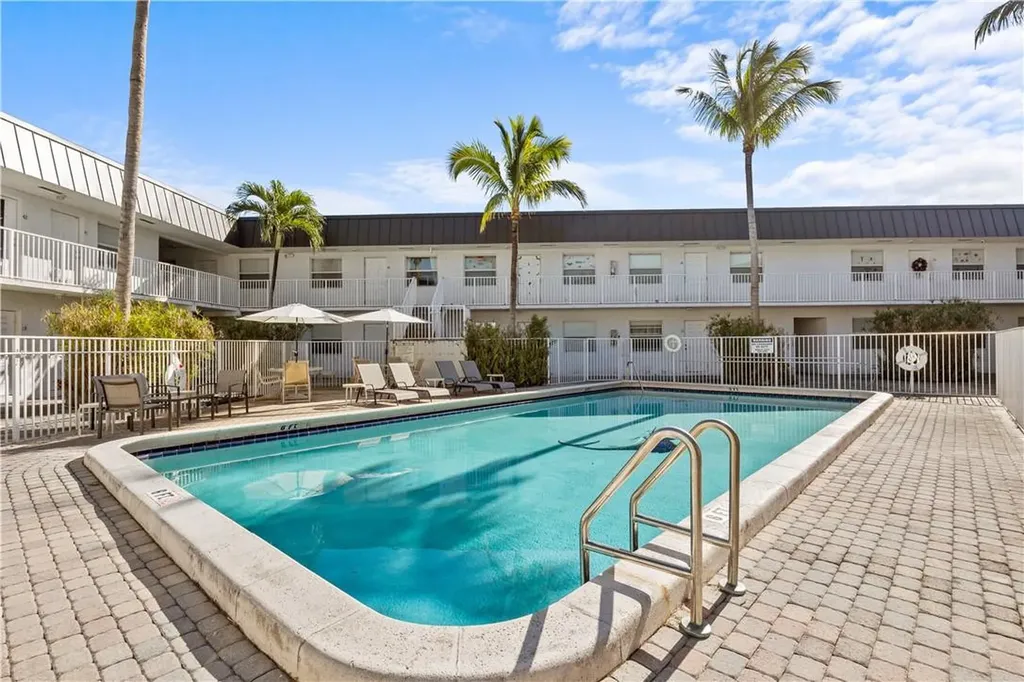 1470 N Dixie Highway Fort Lauderdale FL 33304