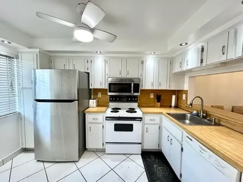 3601 Inverrary Drive Lauderhill FL 33319
