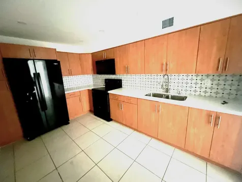 7000 NW 186th Street Hialeah FL 33015