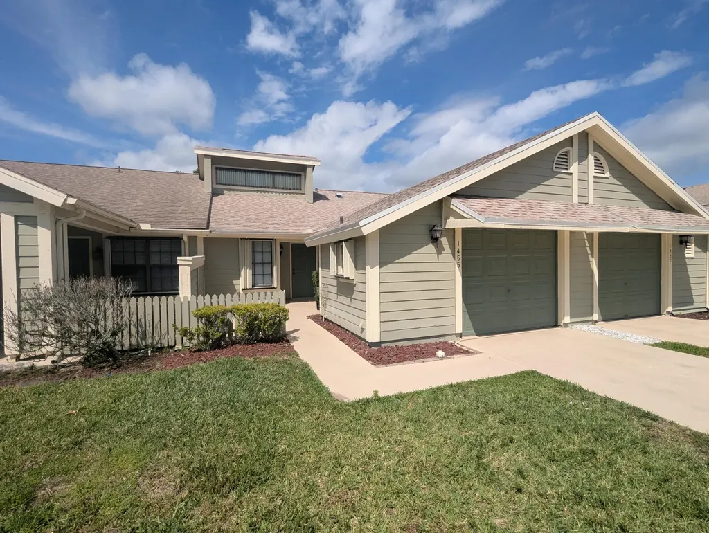 1455 SE Colchester Circle Port St Lucie FL 34952
