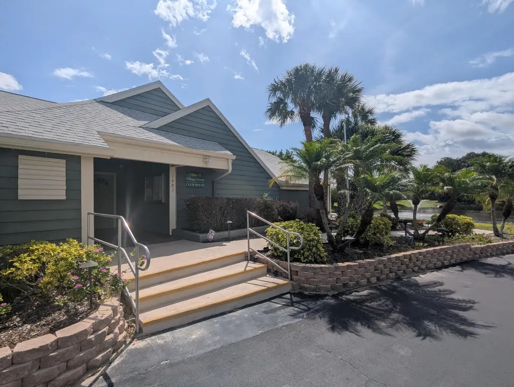 1455 SE Colchester Circle Port St Lucie FL 34952