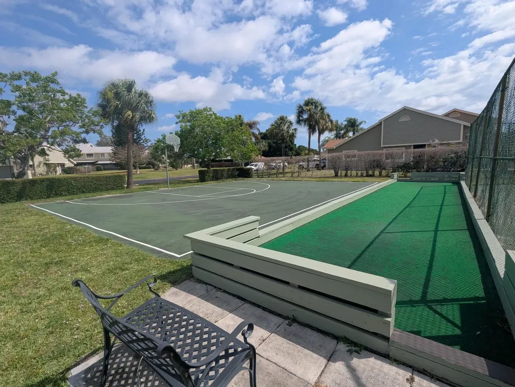 1455 SE Colchester Circle Port St Lucie FL 34952