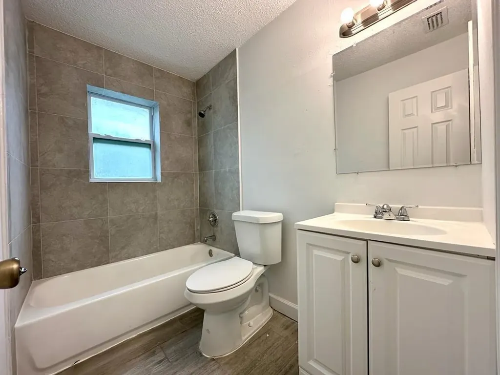 3415 Broadway Avenue West Palm Beach FL 33407