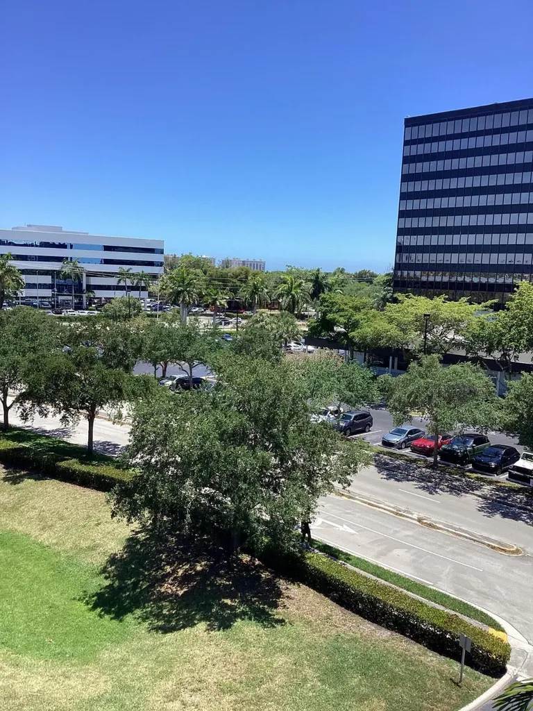2421 NE 65th Street Fort Lauderdale FL 33308