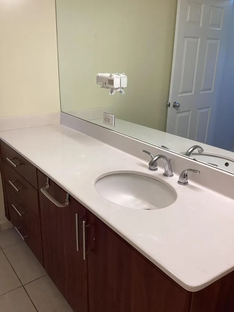 2421 NE 65th Street Fort Lauderdale FL 33308