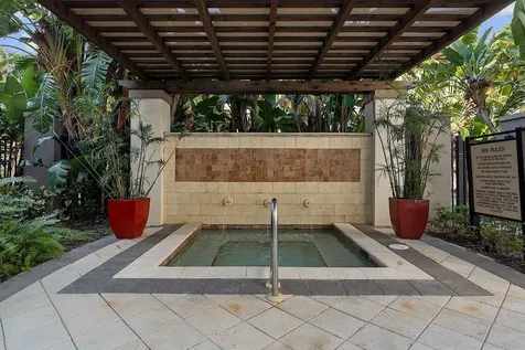 2421 NE 65th Street Fort Lauderdale FL 33308