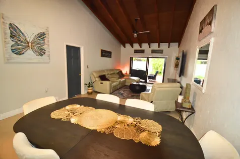 2280 Poinsetta Court Pembroke Pines FL 33026