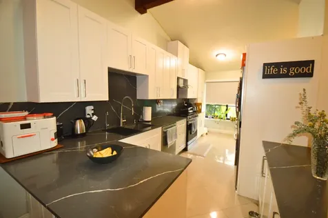 2280 Poinsetta Court Pembroke Pines FL 33026