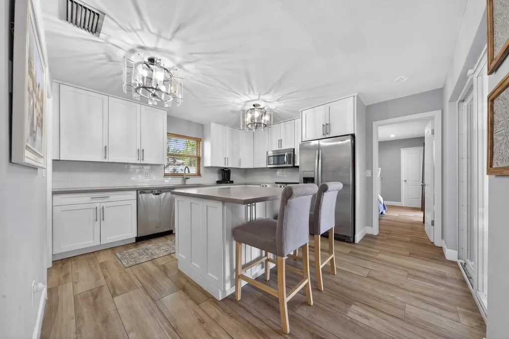 2231 NE 34th Street Lighthouse Point FL 33064