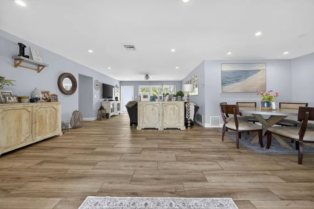 2231 NE 34th Street Lighthouse Point FL 33064