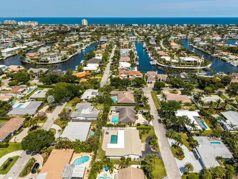 2231 NE 34th Street Lighthouse Point FL 33064