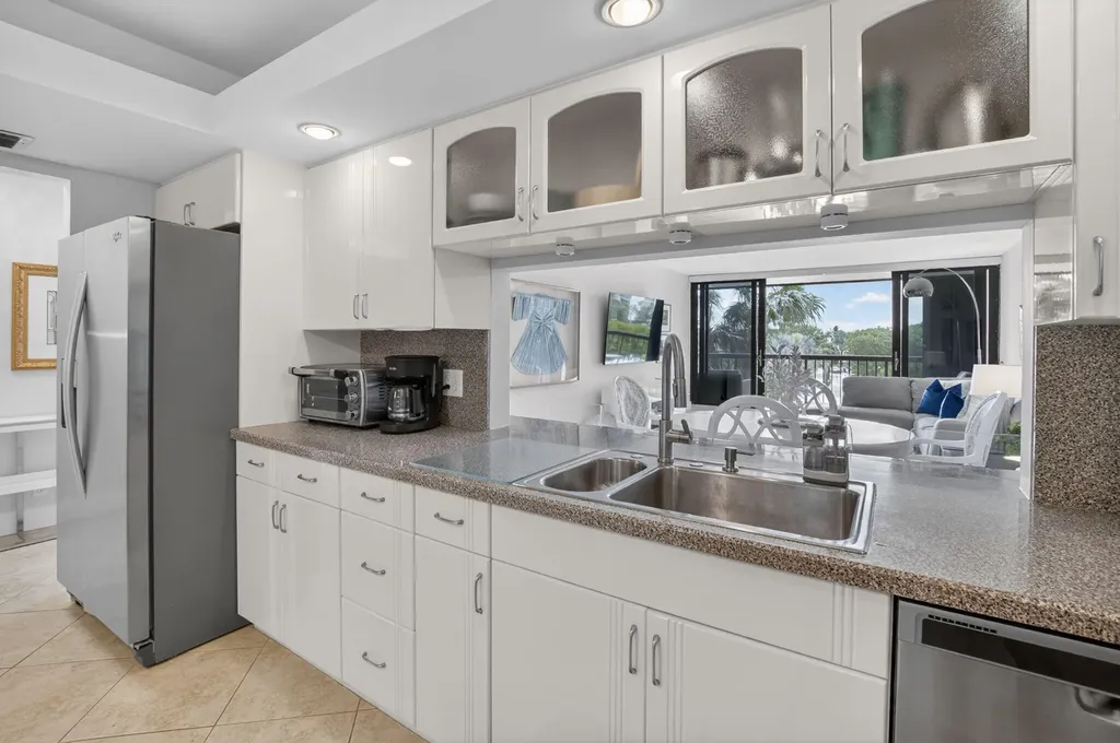 4748 S Ocean Boulevard Highland Beach FL 33487