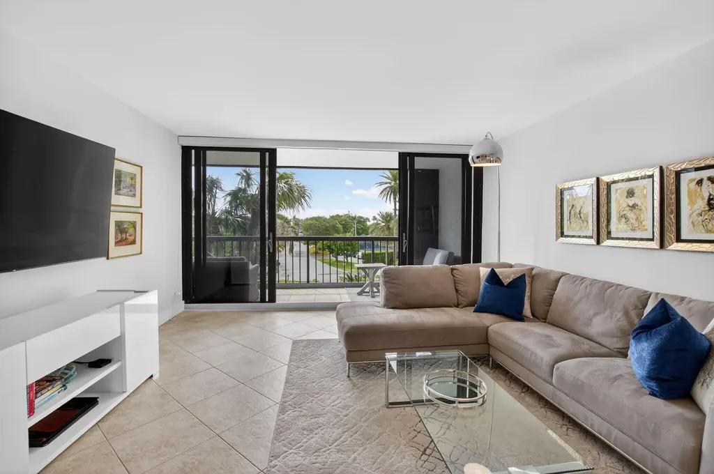 4748 S Ocean Boulevard Highland Beach FL 33487