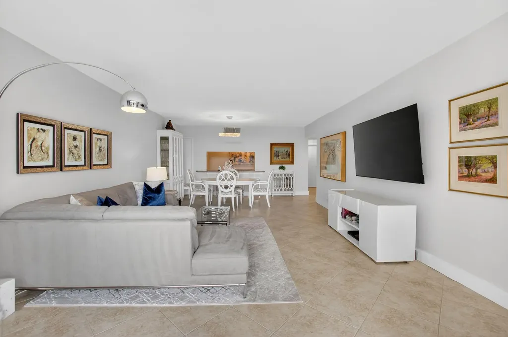 4748 S Ocean Boulevard Highland Beach FL 33487