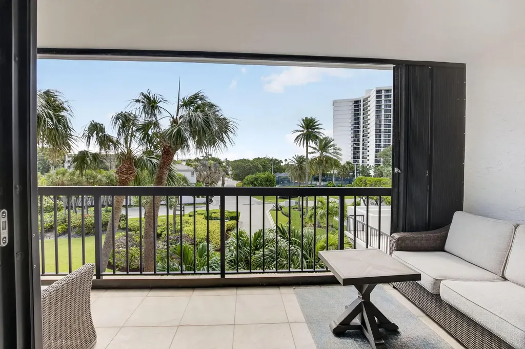 4748 S Ocean Boulevard Highland Beach FL 33487