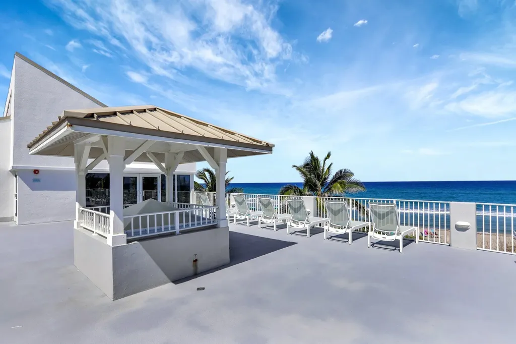 4748 S Ocean Boulevard Highland Beach FL 33487